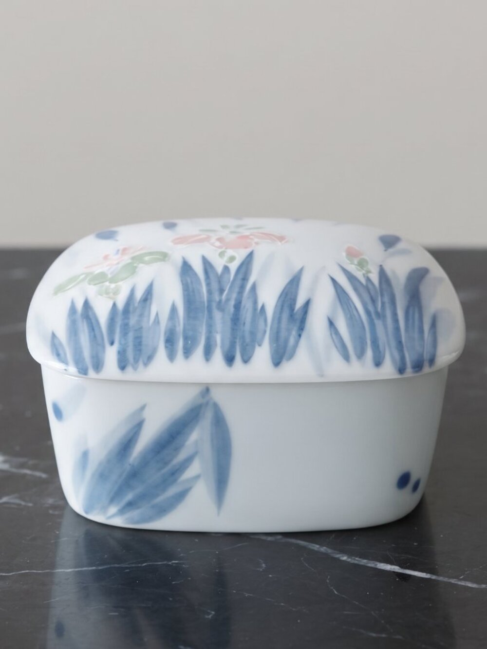 Vintage Otagiri Japan Porcelain Floral Trinket Jewelry Vanity Box with Lid 4.5"
